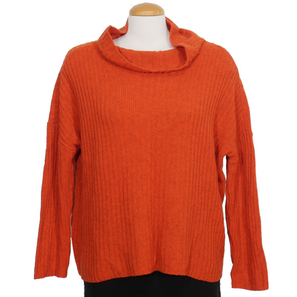 Red Supersoft Yak Merino Rib Box Sweater M